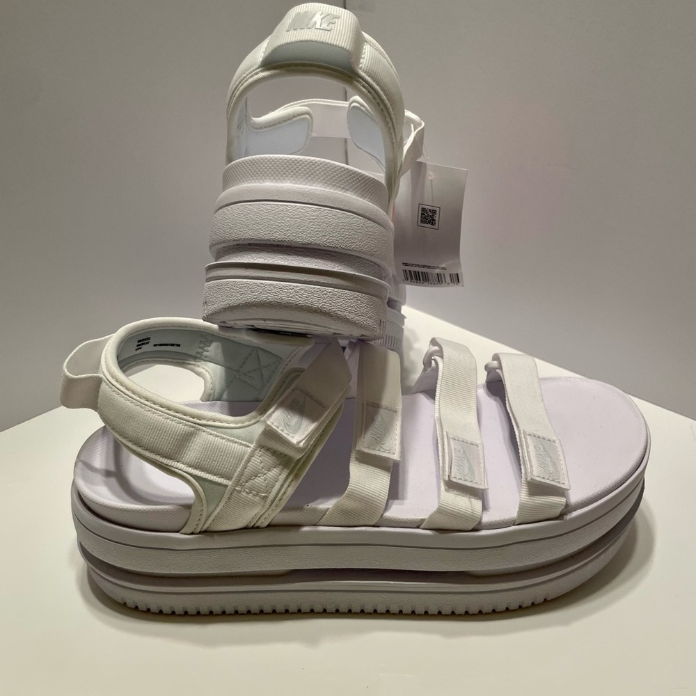 Nike Icon WM Sandals Sz 11